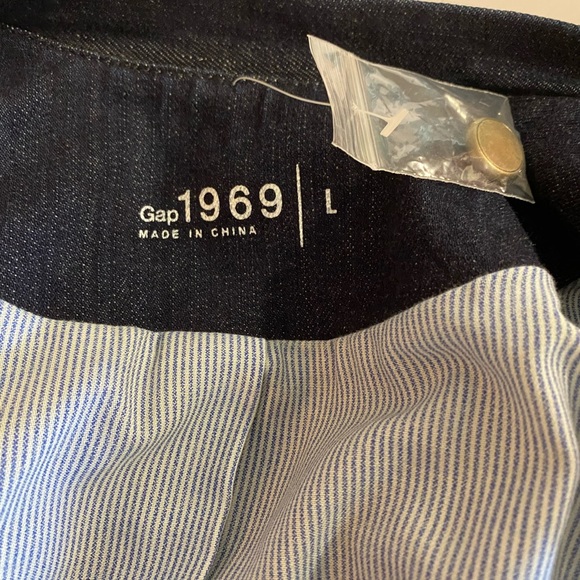 NWT GAP 1969 military style dark wash jean jacket .Size L - Picture 7 of 7